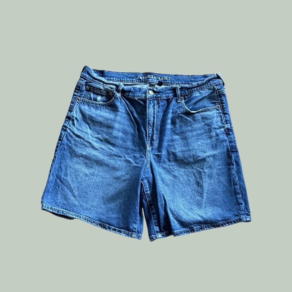 AEO American Eagle Outfitters Perfect Bermuda Short Denim Medium Wash Sz 16